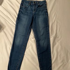 American Eagle skinny jeans